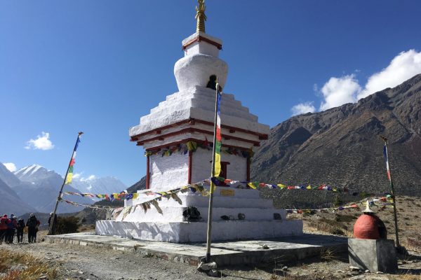 Nepal. Trekking im Annapurna-Gebiet, Stupa