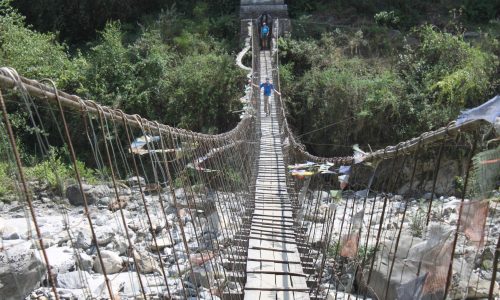 Etwas ältere Hängebrücke | Annapurna