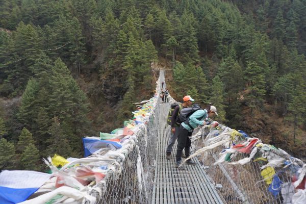 Nepal, Everest-Trekking: Hillary Bridge auf dem Weg nach Namche Bazaar