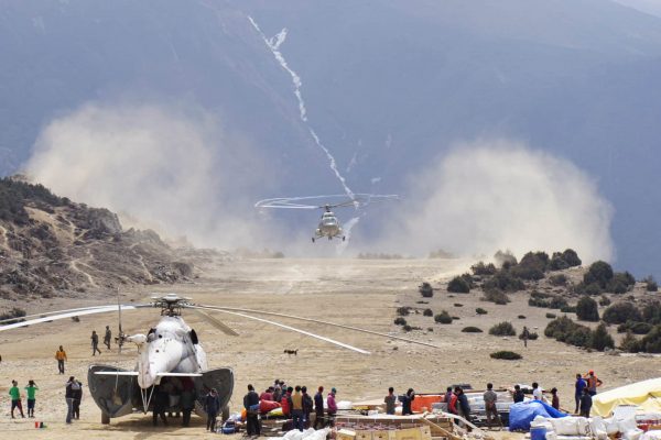 Syangpoche | Helicopter am alten Flughafen | Trek zum Everest und Ama Dablam Base Camp | Nepal