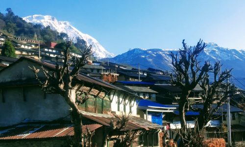 Die Ortschaft Sikles. Sikles Trek (T116) in Nepal